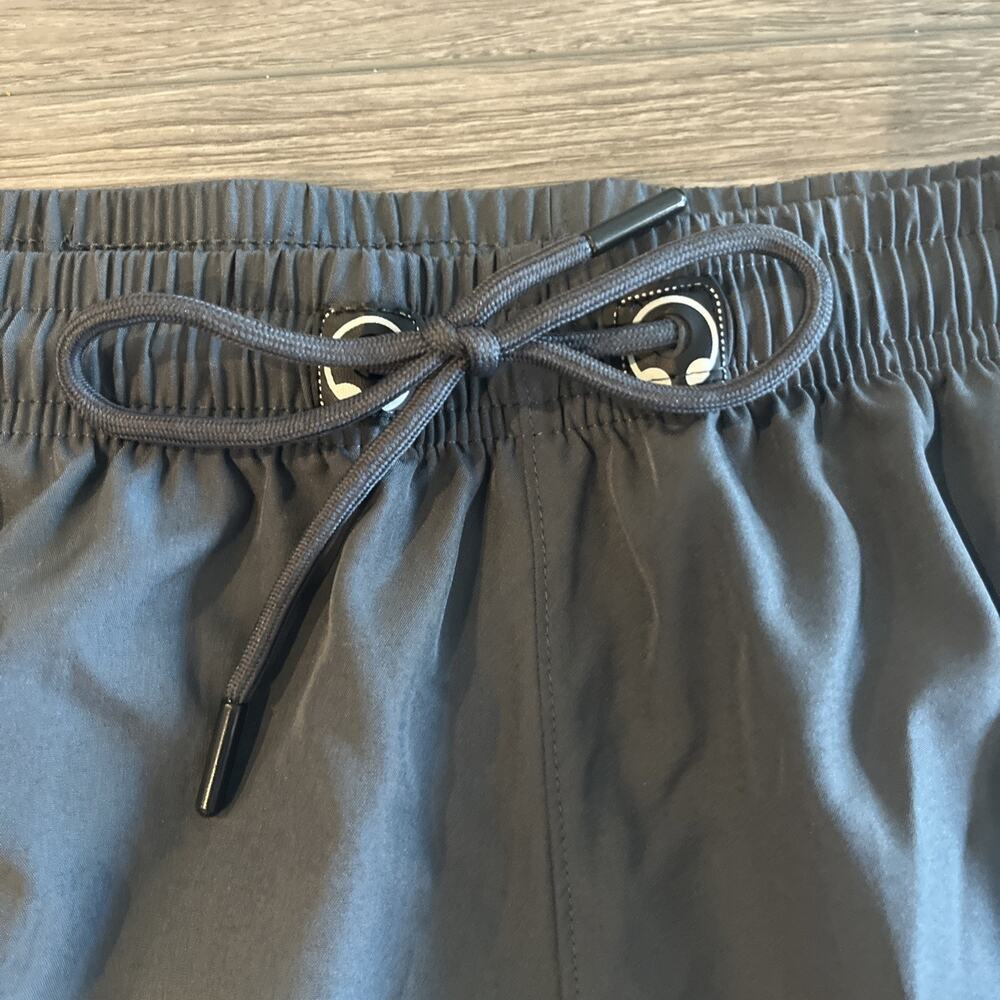 Mens Athletic Shorts 2XL Dark Gray Zipper Pockets Drawstring Gym Running - Picture 3 of 6
